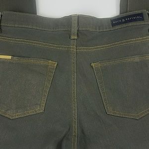 Gray and Gold Rock & Republic jeans . B01-07